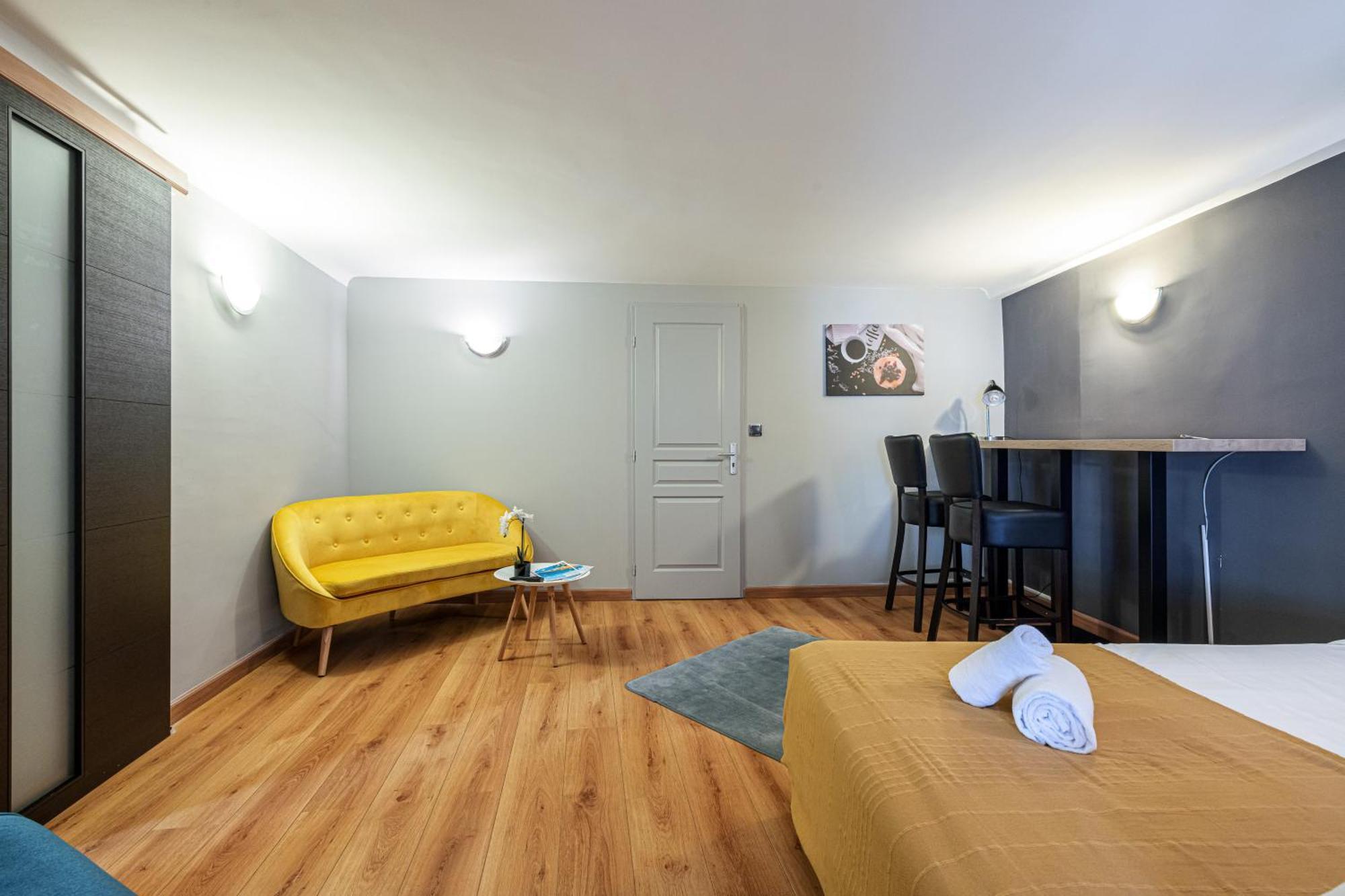 3 Pieces Des Jardins Apartment Menton Exterior photo